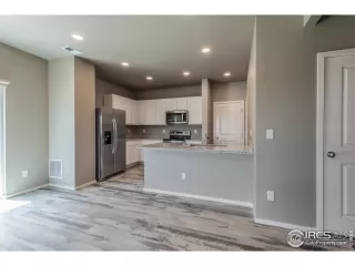 Photo #3: 927017 Listing 