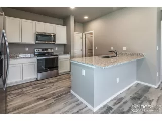 Photo #6: 927017 Listing 