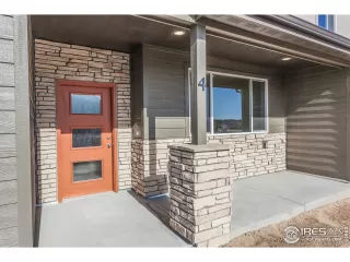 Photo #2: 927023 Listing