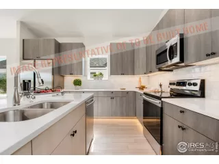 Photo #6: 927053 Listing