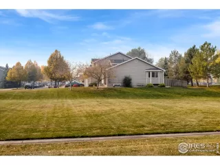 Photo #2: 927106 Listing