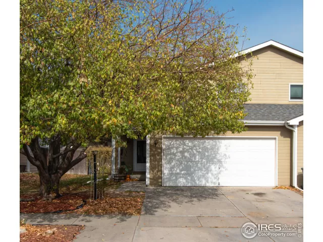 MLS: 927156 Condo For Sale