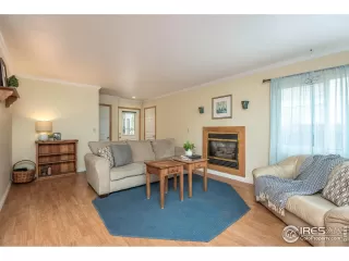 Photo #3: 927156 Listing