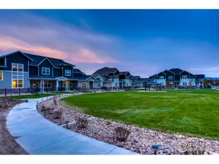 Photo #2: 927228 Listing