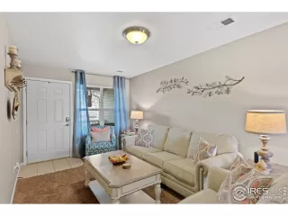 Photo #1: 927238 Listing