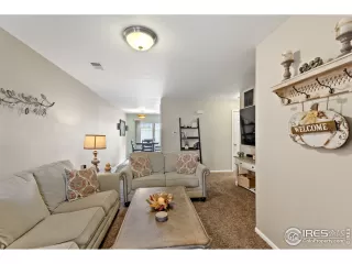 Photo #2: 927238 Listing