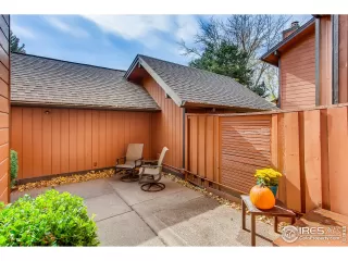 Photo #2: 927254 Listing