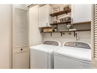 Photo #6: 927256 Listing