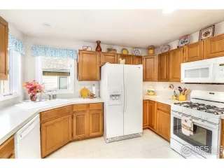 Photo #3: 927263 Listing