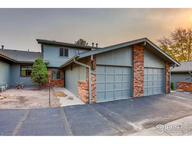 MLS: 927265 Condo For Sale