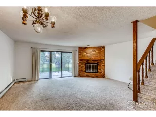 Photo #2: 927265 Listing