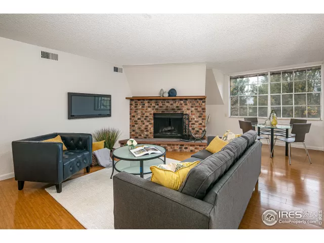 MLS: 927355 Condo For Sale