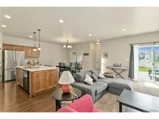 Photo #4: 9274475 Listing