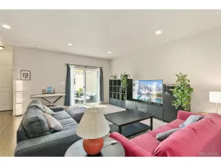 Photo #5: 9274475 Listing