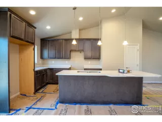 Photo #6: 927468 Listing 