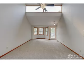 Photo #3: 927490 Listing