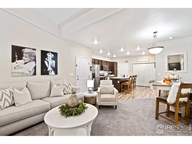 MLS: 927498 Condo For Sale