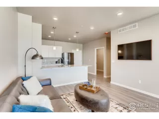 Photo #5: 927508 Listing