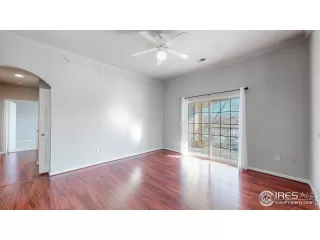 Photo #5: 927513 Listing