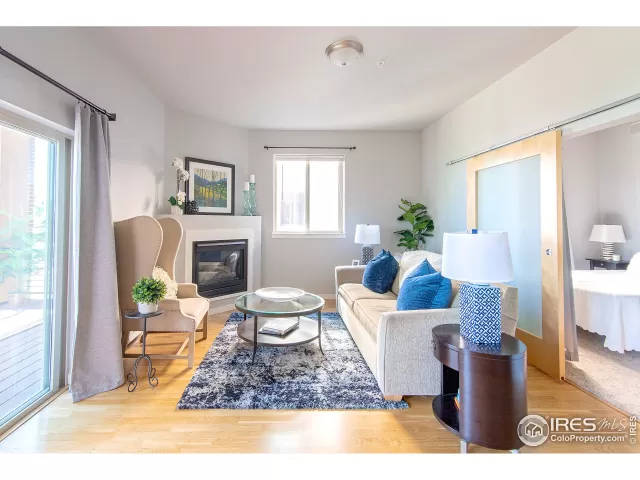 MLS: 927523 Condo For Sale