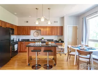 Photo #3: 927523 Listing 