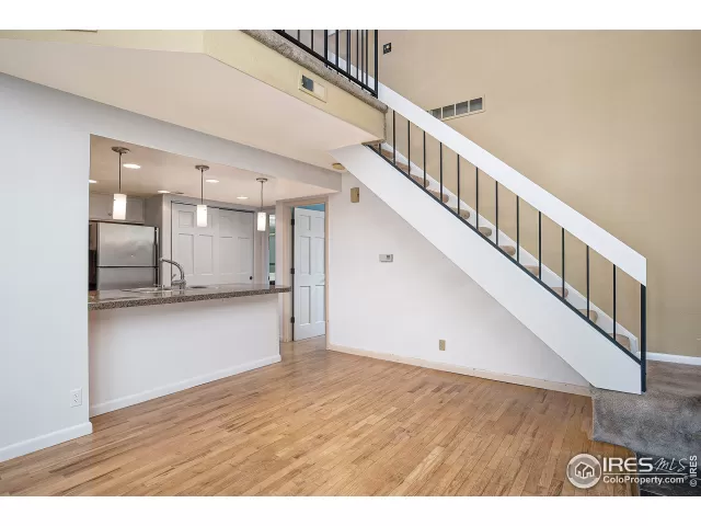 MLS: 927613 Condo For Sale