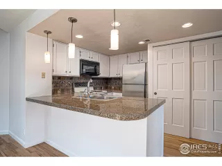 Photo #1: 927613 Listing 