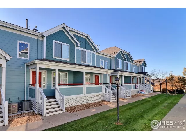 MLS: 927621 Condo For Sale