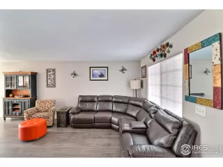 Photo #5: 927621 Listing