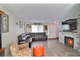 Photo #6: 927621 Listing