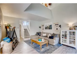 Photo #2: 927641 Listing 