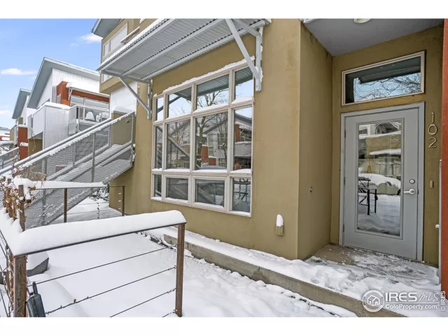 MLS: 927645 Condo For Sale