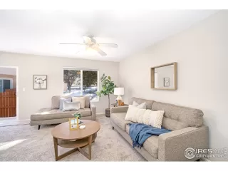 Photo #5: 927672 Listing