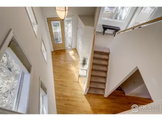 Photo #5: 927688 Listing 