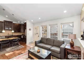 Photo #4: 927694 Listing