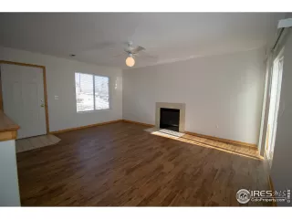 Photo #4: 927710 Listing