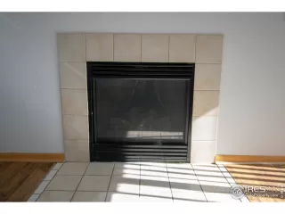 Photo #5: 927710 Listing