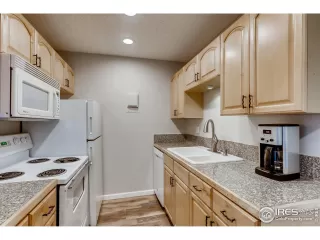 Photo #3: 927727 Listing 