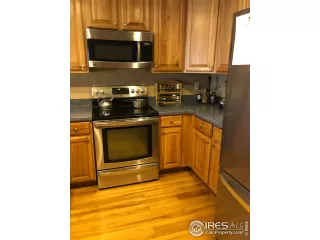 Photo #5: 927750 Listing