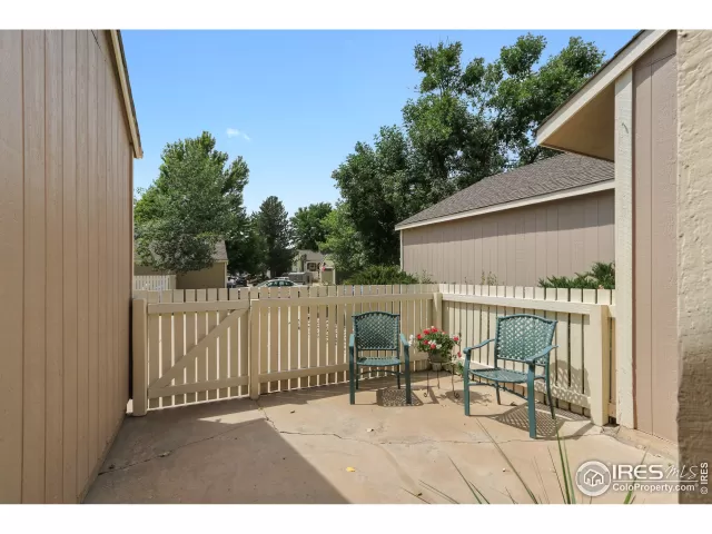 MLS: 927761 Condo For Sale