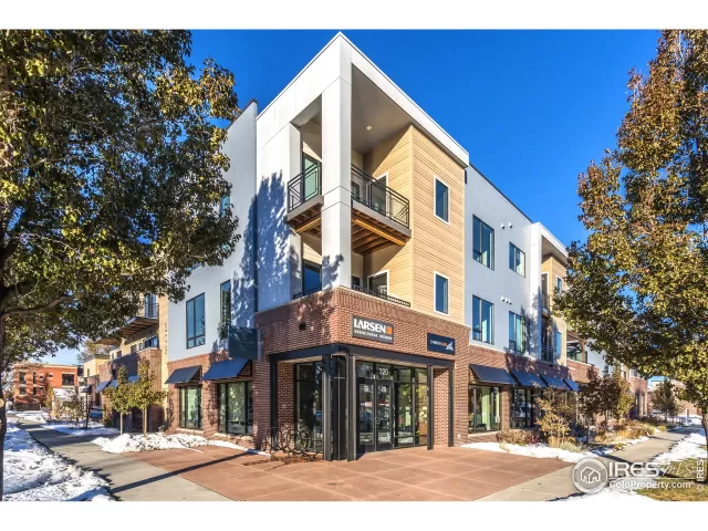 MLS: 927786 Condo For Sale