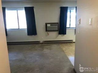 Photo #4: 927859 Listing