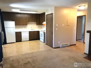 Photo #5: 927859 Listing