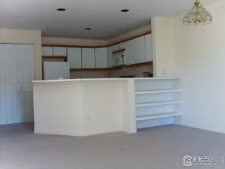 Photo #6: 927908 Listing 