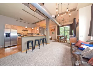 Photo #5: 927990 Listing