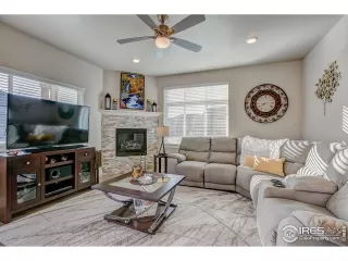 Photo #4: 928120 Listing