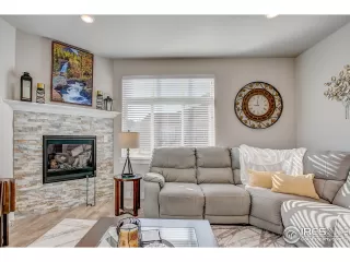 Photo #5: 928120 Listing