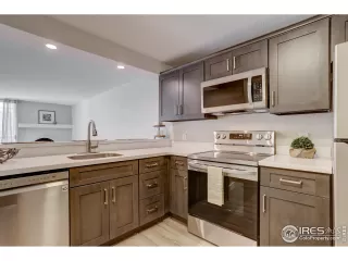 Photo #1: 928167 Listing