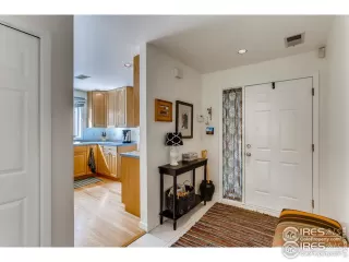 Photo #2: 928294 Listing