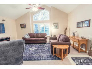Photo #6: 928299 Listing